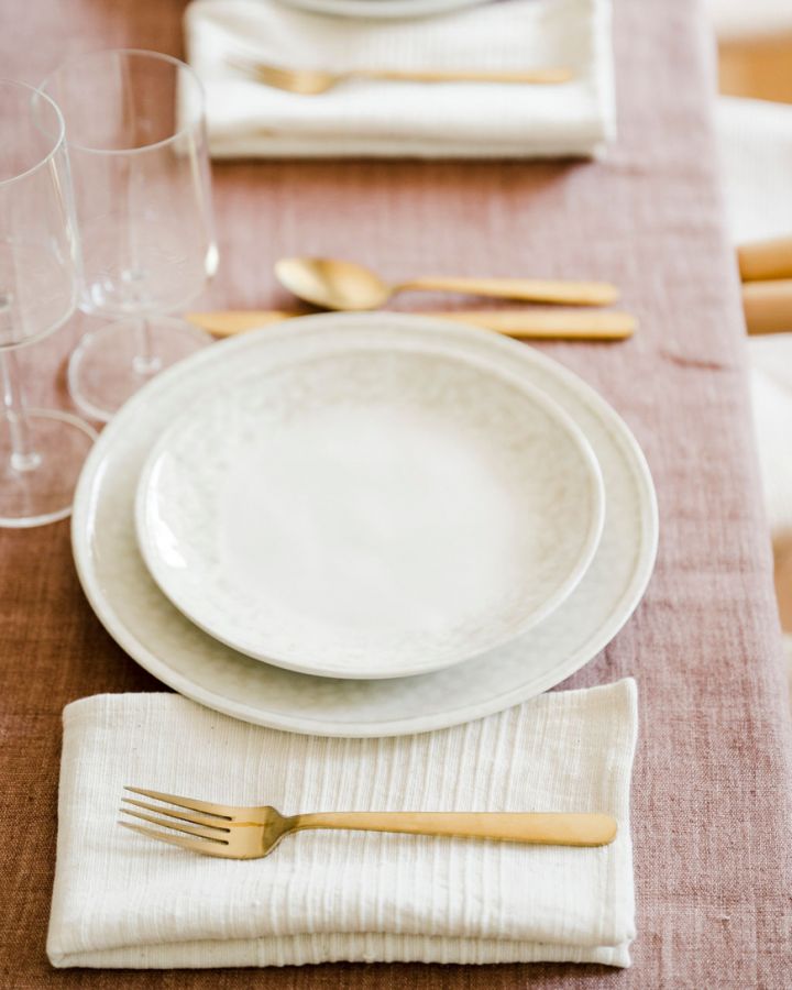 Elegant White Striped Cotton Napkin